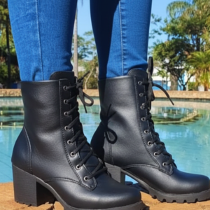 Bota de Cano curto e Salto grosso