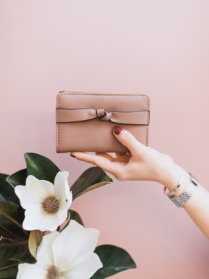 carteira-nude-com-laço-frontal-essenza-fashion-3